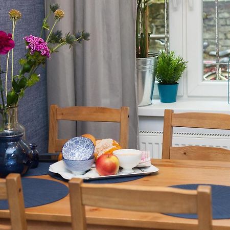 Quiet & Comfortable Old Krakow Apartment ภายนอก รูปภาพ